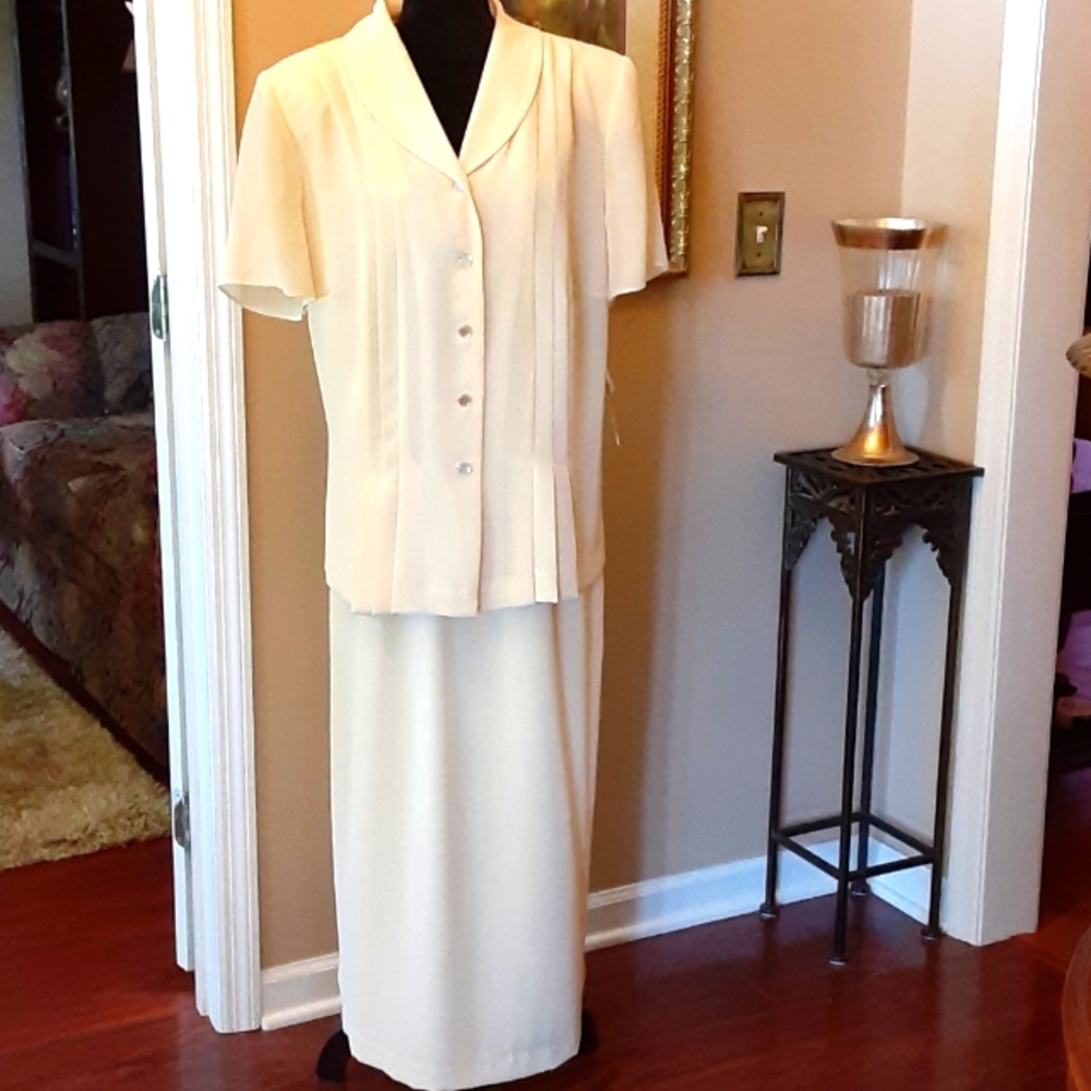 Julian Taylor yellow 2 piece maxi skirt short sleeve jacket set Lined 16…NEW